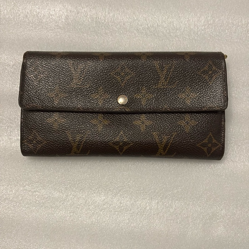Authentic Louis Vuitton Monogram Brown Wallet